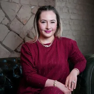Psk. Eda Yalçınkaya Kılıç — Psikoloji, Kayseri. Portre fotoğrafı.