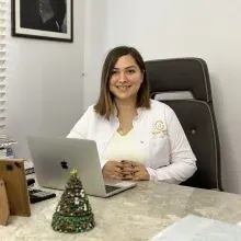 Dr. Nur Turaç — Pratisyen, Giresun. Portre fotoğrafı.