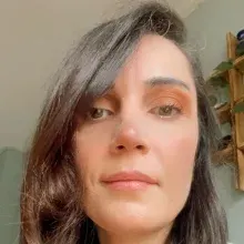 Psk. Dan. Sanaz Eliyas — Psikolojik Danışma ve Rehberlik, İstanbul. Portre fotoğrafı.
