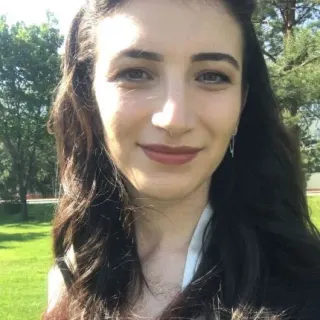 Dt. Menekşe Bozkurt profilinde yer alan galeri fotoğrafı.