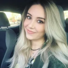 Psk. Halime Hande İzmirli — Psikoloji. Portre fotoğrafı.