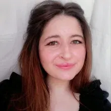 Psk. Dan. Büşra Arslan — Psikolojik Danışma ve Rehberlik. Portre fotoğrafı.