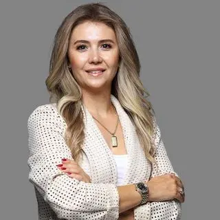 Psk. Hatice Askeroğlu — Psikoloji, İstanbul. Portre fotoğrafı.