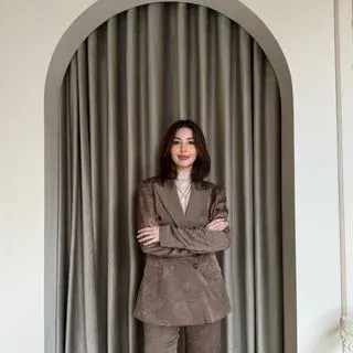 Psk. Zeynep Yaren Mete — Psikoloji, Antalya. Portre fotoğrafı.