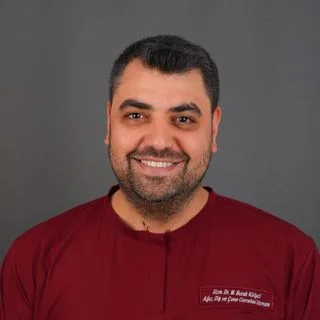 Uzm. Dt. M. Burak Kirişci — Ankara. Portre fotoğrafı.