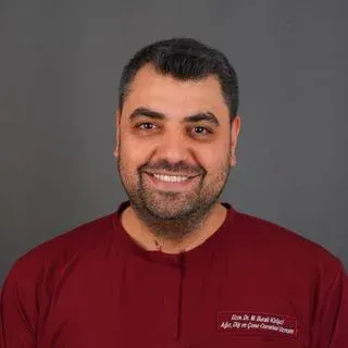 Uzm. Dt. M. Burak Kirişci — Ankara. Portre fotoğrafı.