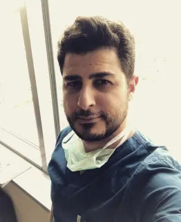 Doç. Dr. Uygar Miçooğulları profilinde yer alan galeri fotoğrafı.