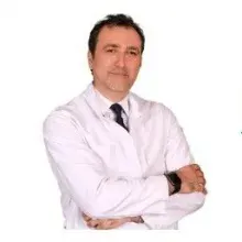 Uzm. Dr. Mesut Kayman — Kadın Hastalıkları Ve Doğum, Küçükçekmece, İstanbul. Portre fotoğrafı.