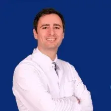 Doç. Dr. Kerim Sarıyılmaz — Ortopedi Ve Travmatoloji, İstanbul. Portre fotoğrafı.