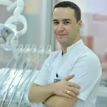 Uzm. Dt. Hamza Ulu — Meram, Konya. Portre fotoğrafı.