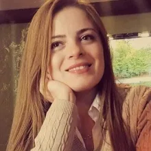 Kl. Psk. Hande Zeynep Savaş — Psikoloji, İstanbul. Portre fotoğrafı.