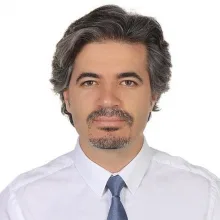 Doç. Dr. Mehmet Taşdemir — İstanbul. Portre fotoğrafı.