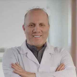 Op. Dr. Barış Avşar — Kulak Burun Boğaz, Kocaeli. Portre fotoğrafı.
