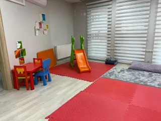 Uzm. Dkt. Tuba Ayhan Atlas profilinde yer alan galeri fotoğrafı.