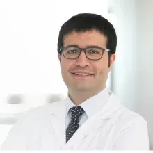 Op. Dr. Murat İpteç — Bahçelievler, İstanbul. Portre fotoğrafı.