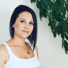 Psk. | Bilim Uzmanı Seval Hacım Kılıç — Psikoloji, İzmir. Portre fotoğrafı.