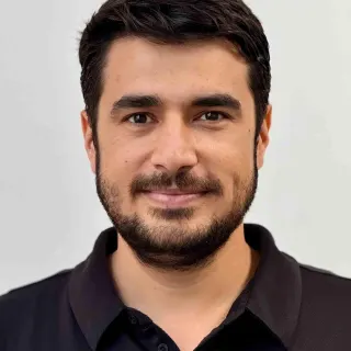 Uzm. Dr. İlhan Çelik profilinde yer alan galeri fotoğrafı.