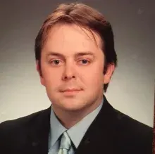 Dr. Dt. Burçin Öncül — Ankara. Portre fotoğrafı.
