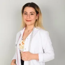 Dyt. Büşra Nur Ceylan — Diyetisyen, Kırşehir. Portre fotoğrafı.