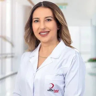 Dyt. Nermin Didem Bolat — Diyetisyen, Kartal, İstanbul. Portre fotoğrafı.