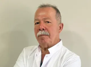 Op. Dr. Ömer Tekin Yozgatlı profilinde yer alan galeri fotoğrafı.