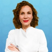 Prof. Dr. Ayşe Parlakgümüş — Kadın Hastalıkları Ve Doğum, İstanbul. Portre fotoğrafı.