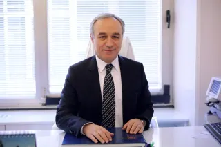 Op. Dr. Ali Nihat Ofluoğlu profilinde yer alan galeri fotoğrafı.