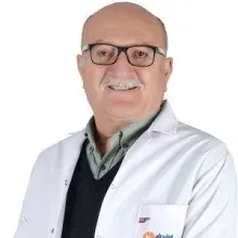 Uzm. Dr. İhsan Kürklü — Fiziksel Tıp Ve Rehabilitasyon, Meram, Konya. Portre fotoğrafı.