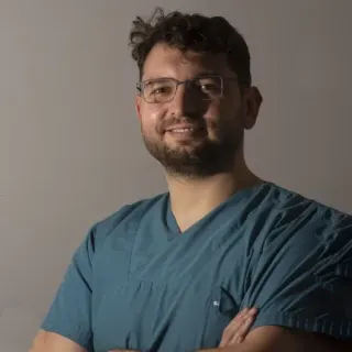 Dr. Dt. Cem Taşkın profilinde yer alan galeri fotoğrafı.