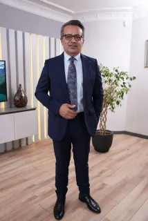 Prof. Dr. Hüsnü Süslü profilinde yer alan galeri fotoğrafı.