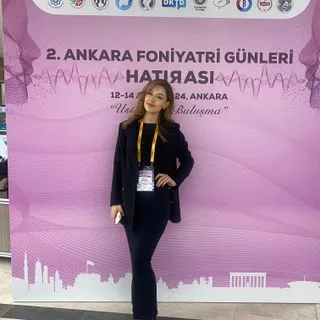 Dkt. Berrak Baybağan — Dil ve Konuşma Terapisi, Konya. Portre fotoğrafı.