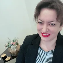 Uzm. Dr. Arzu Akgül — Nefroloji, Ankara. Portre fotoğrafı.