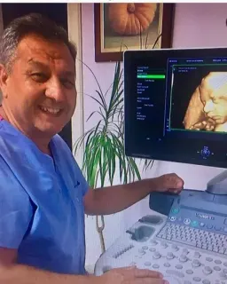 Op. Dr. Halil Şen profilinde yer alan galeri fotoğrafı.