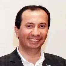 Dr. Öğr. Üyesi İlim Aksu — Dil ve Konuşma Terapisi. Portre fotoğrafı.