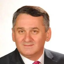 Dr. Öğr. Üyesi Güngör Akyüz — Fizyoterapi Ve Rehabilitasyon, Beşiktaş, İstanbul. Portre fotoğrafı.