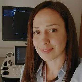 Doç. Dr. Derya Uyan Hendem — Diyarbakır. Portre fotoğrafı.