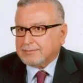 Doç. Dr. Fedai Barcan — Göğüs Hastalıkları, İstanbul. Portre fotoğrafı.