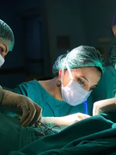 Op. Dr. Serap Durmuşoğlu profilinde yer alan galeri fotoğrafı.