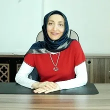 Fzt. Hatice Dayı Faki — Fizyoterapi Ve Rehabilitasyon, Konya. Portre fotoğrafı.