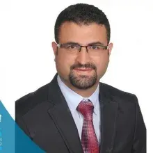 Uzm. Dr. Evindar Karabulut — Psikiyatri, İstanbul. Portre fotoğrafı.