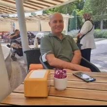 Psk. Dan. Emrullah Karagözlü — Psikolojik Danışma ve Rehberlik. Portre fotoğrafı.