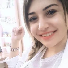 Dyt. Sueda Can — Diyetisyen. Portre fotoğrafı.