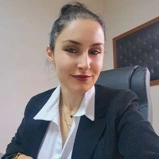 Psk. Dilara Karabulut — Psikoloji. Portre fotoğrafı.