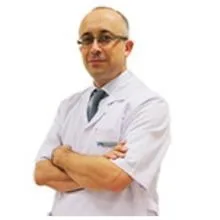 Uzm. Dr. Akın Bıyık — Anesteziyoloji Ve Reanimasyon, Antalya. Portre fotoğrafı.