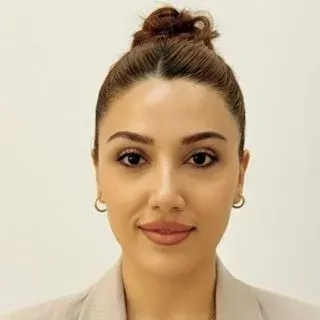 Kl. Psk. Beyza Delal Erim — İstanbul. Portre fotoğrafı.