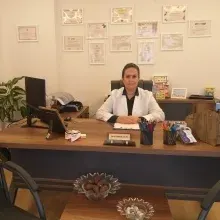 Uzm. Psk. Funda Dokur Kılınç — İzmir. Portre fotoğrafı.