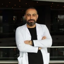 Dr. Mahmut Alan Kaya — Pratisyen, Bahçelievler, İstanbul. Portre fotoğrafı.