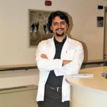 Op. Dr. İbrahim Çolhan — Genel Cerrahi, Beşiktaş, İstanbul. Portre fotoğrafı.
