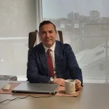 Prof. Dr. Selman Vefa Yıldırım — Adana. Portre fotoğrafı.