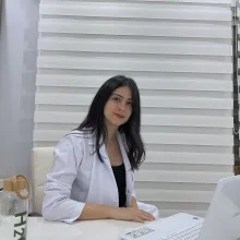 Dyt. Hande Günaydın — Diyetisyen, Antalya. Portre fotoğrafı.